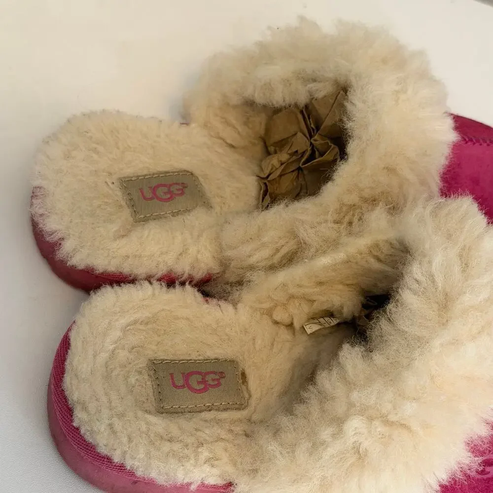 UGG Cozy II Suede Slippers Kids 2 Pink Shearling Fur Lining Winter Warm 1019065K